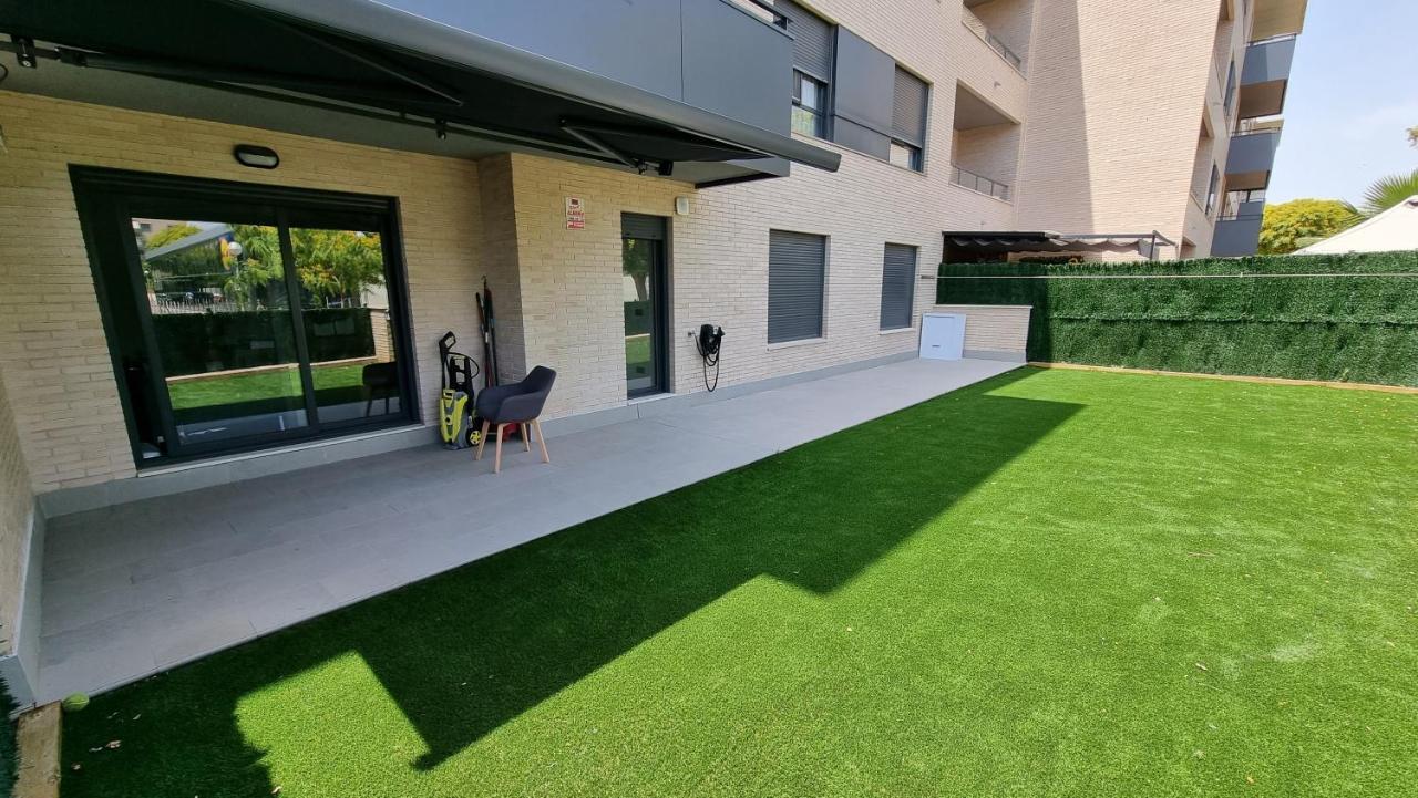 Apartamento Diseno Con Jardin Privado A 100 Metros Del Mar Torredembarra Eksteriør bilde
