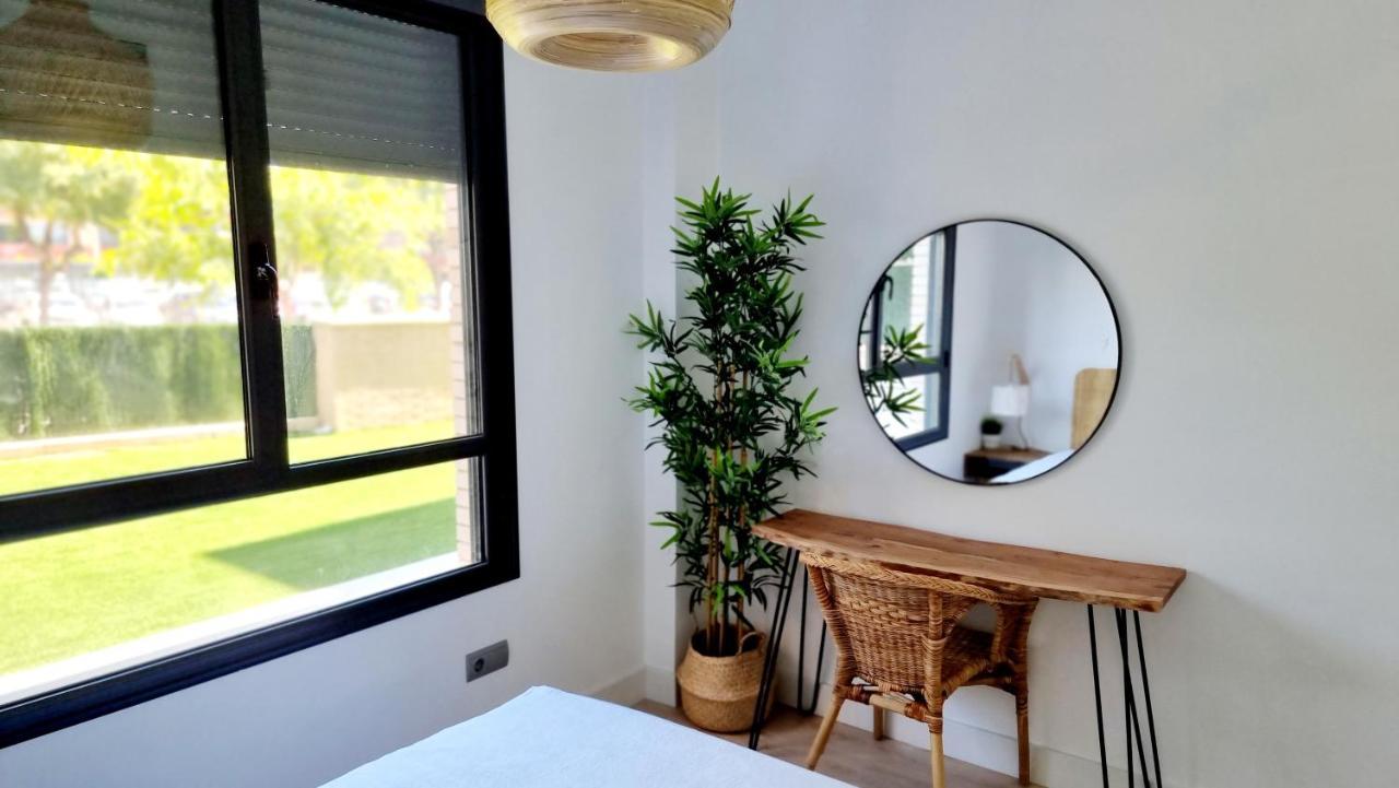Apartamento Diseno Con Jardin Privado A 100 Metros Del Mar Torredembarra Eksteriør bilde